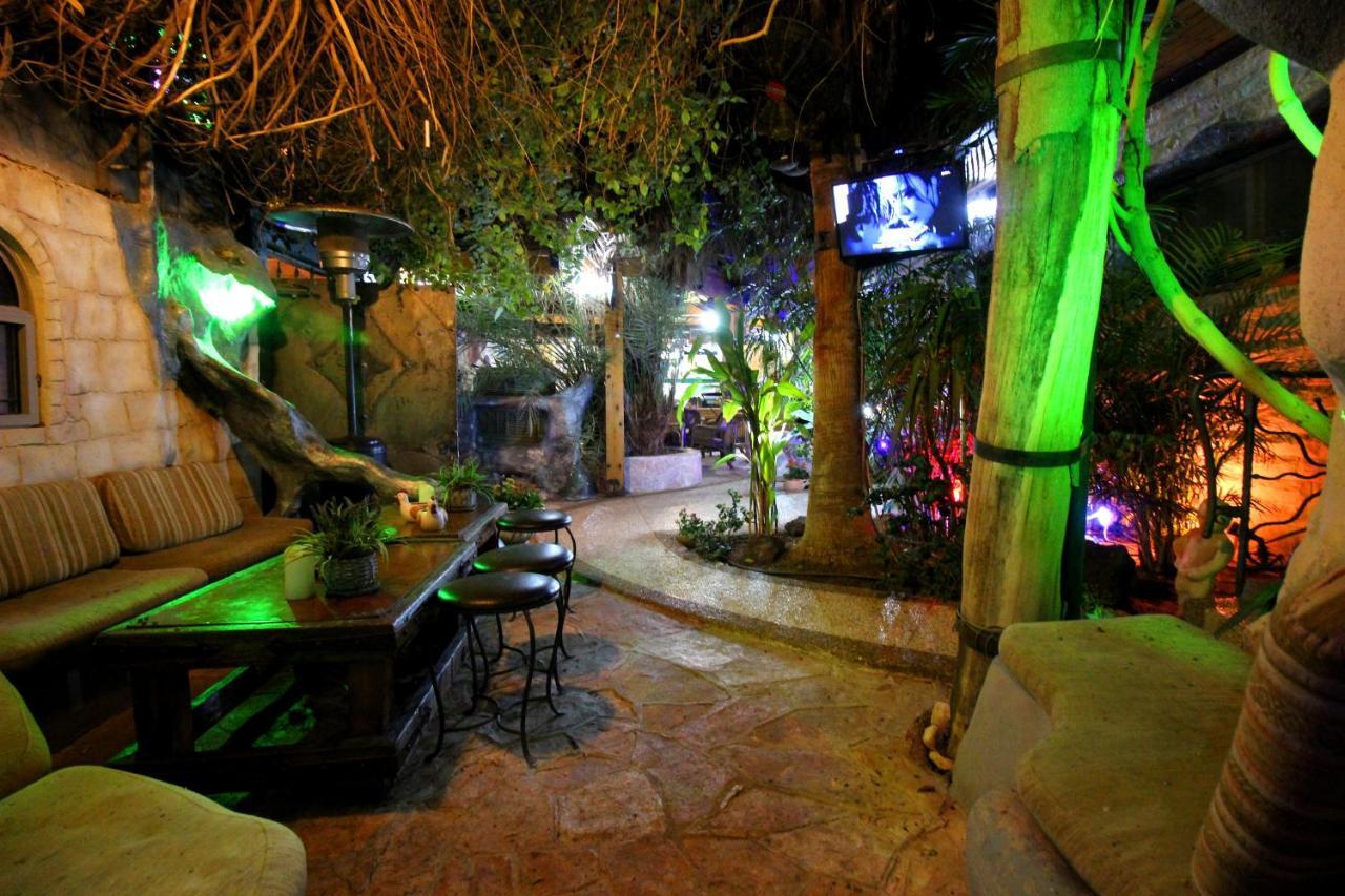 Sunset Inn 2*
